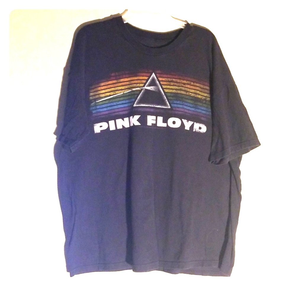 Mens T shirt
